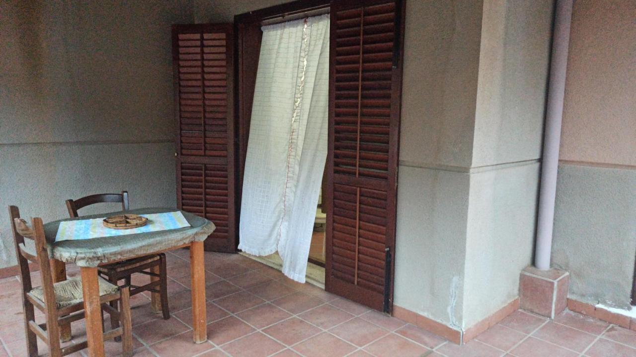 House Italia Holiday Trabia Bagian luar foto